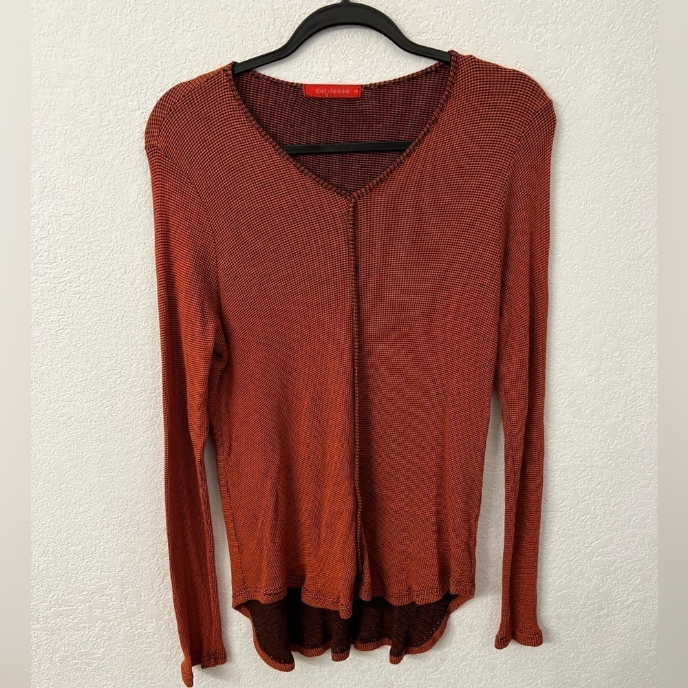 Cut Loose knit top womens size small